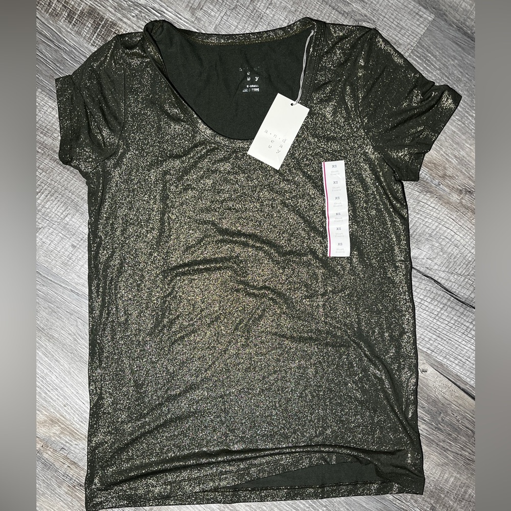 Andeawy Olive Green Sparkle Short Sleeve Tee XS NWT